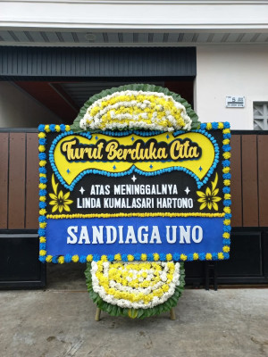 Papan Bunga Duka di Cikedal